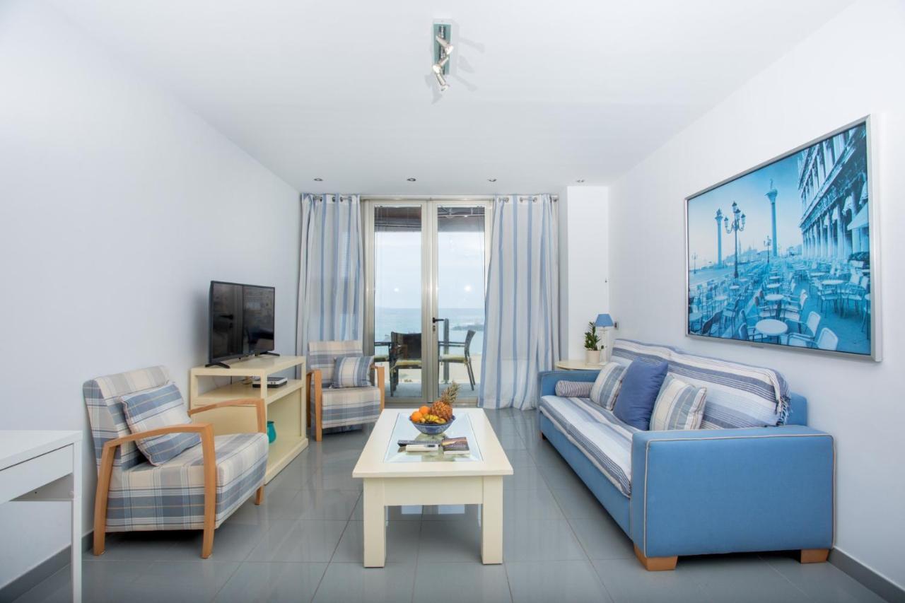 Great Balcony Over Blue Sea By Canariasgetaway Λας Πάλμας ντε Γκραν Κανάρια Εξωτερικό φωτογραφία